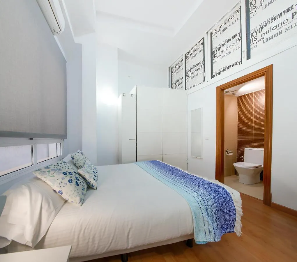 Holidays2Malaga Carreteria 97 Loft High Speed Wifi 0*, 马拉加 西班牙
