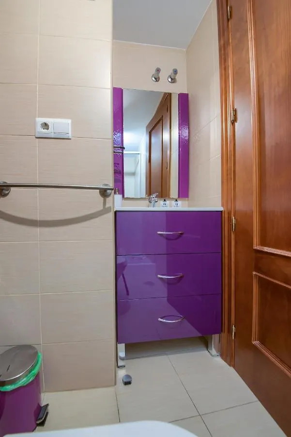 公寓 Holidays2Malaga Carreteria 97 Loft High Speed Wifi 西班牙